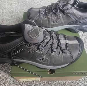 KEEN Men's Black Athletic Shoes